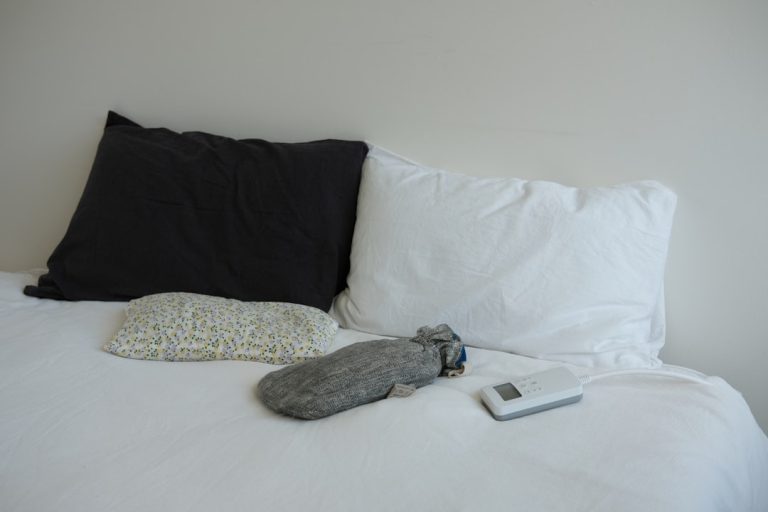 Comparing Travel Pillows: Comfort and Portability in Focus